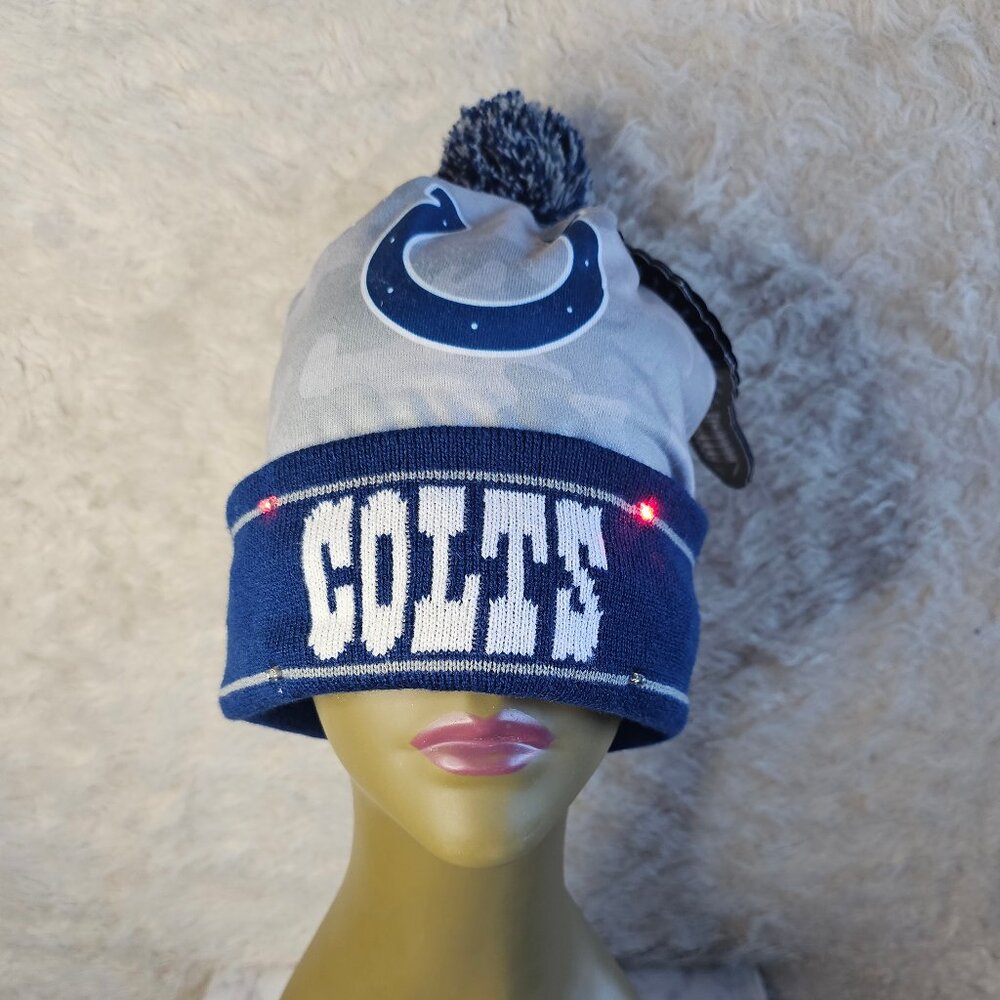 FOCO Adult's NFL Indianapolis Colts Light Up Beanie